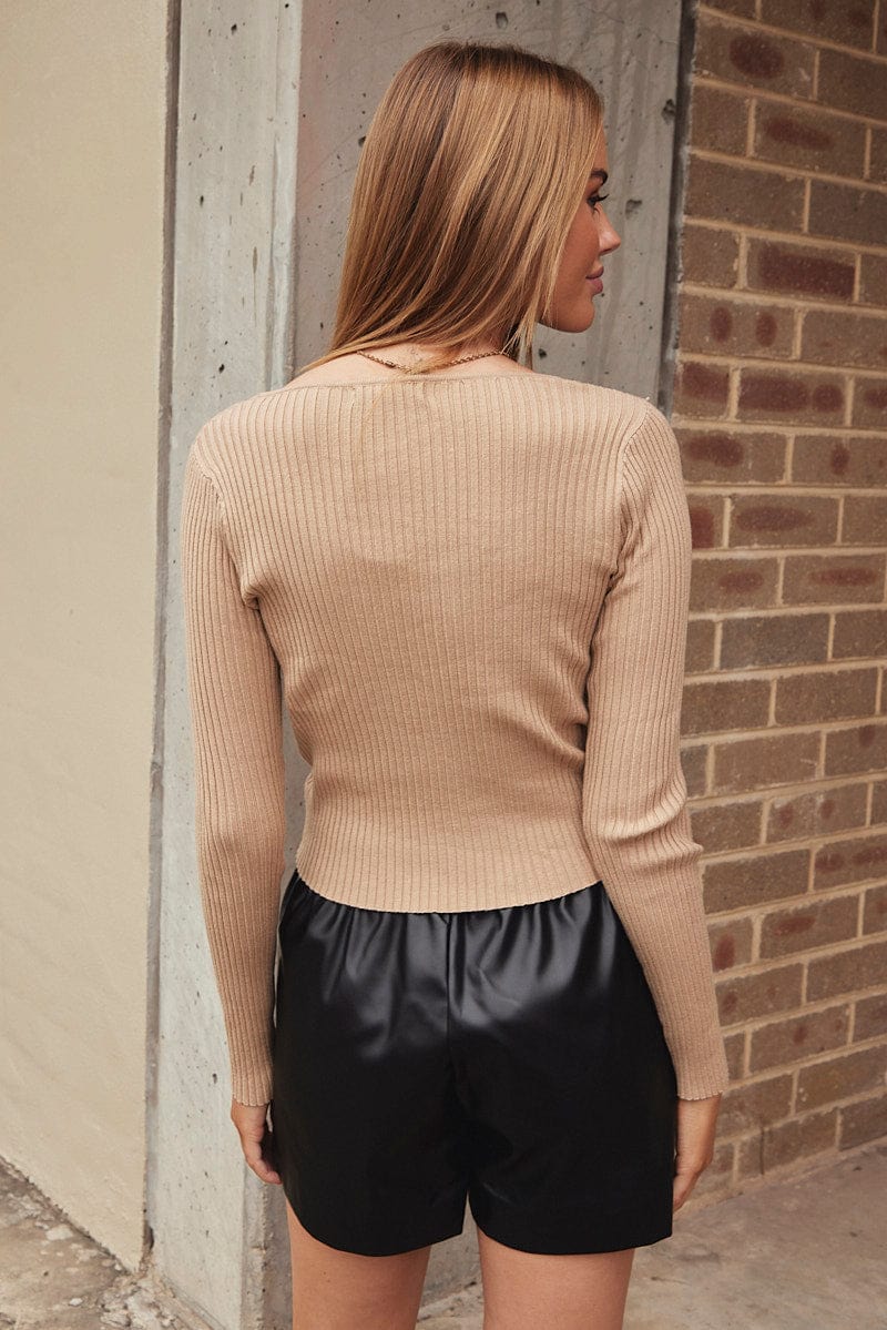 Beige Knit Top V-Neck Long Sleeve Front Ruched - Image 5