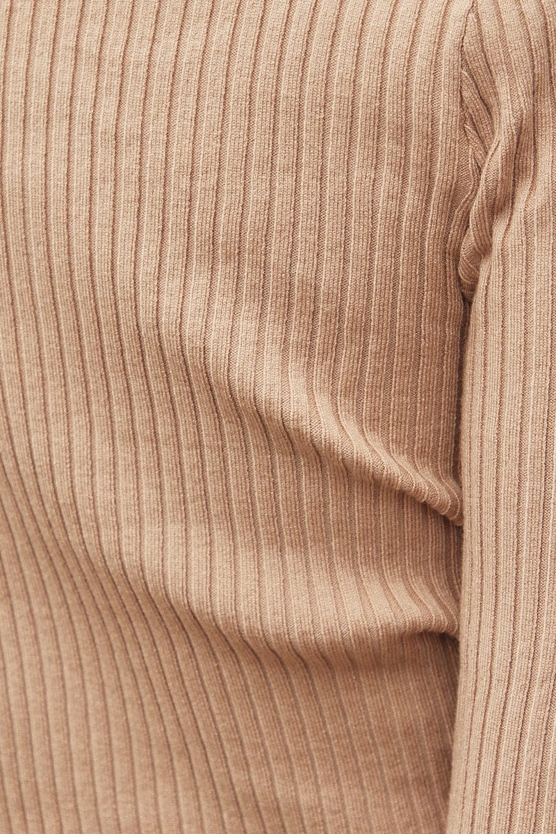 Beige Knit Top V-Neck Long Sleeve Front Ruched - Image 6