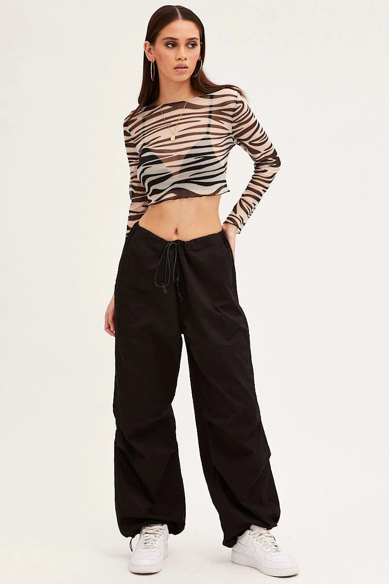 Black Abstract Abstract Print Top - Image 2