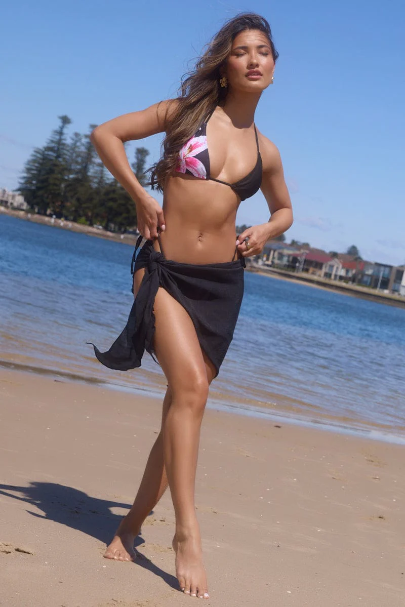Black Beach Sarong - Image 2