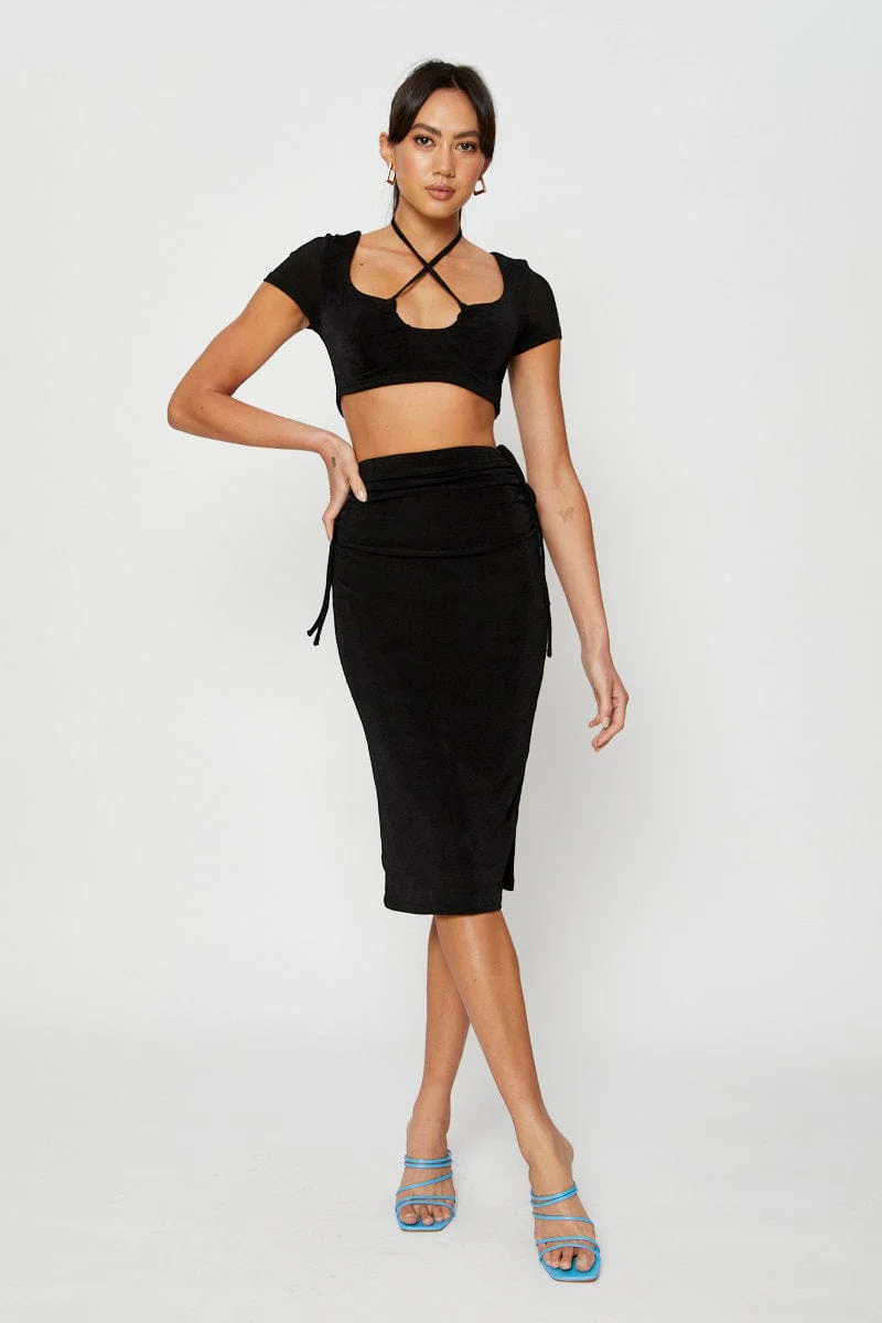 Black Crop Top Short Sleeve Halter - Image 2