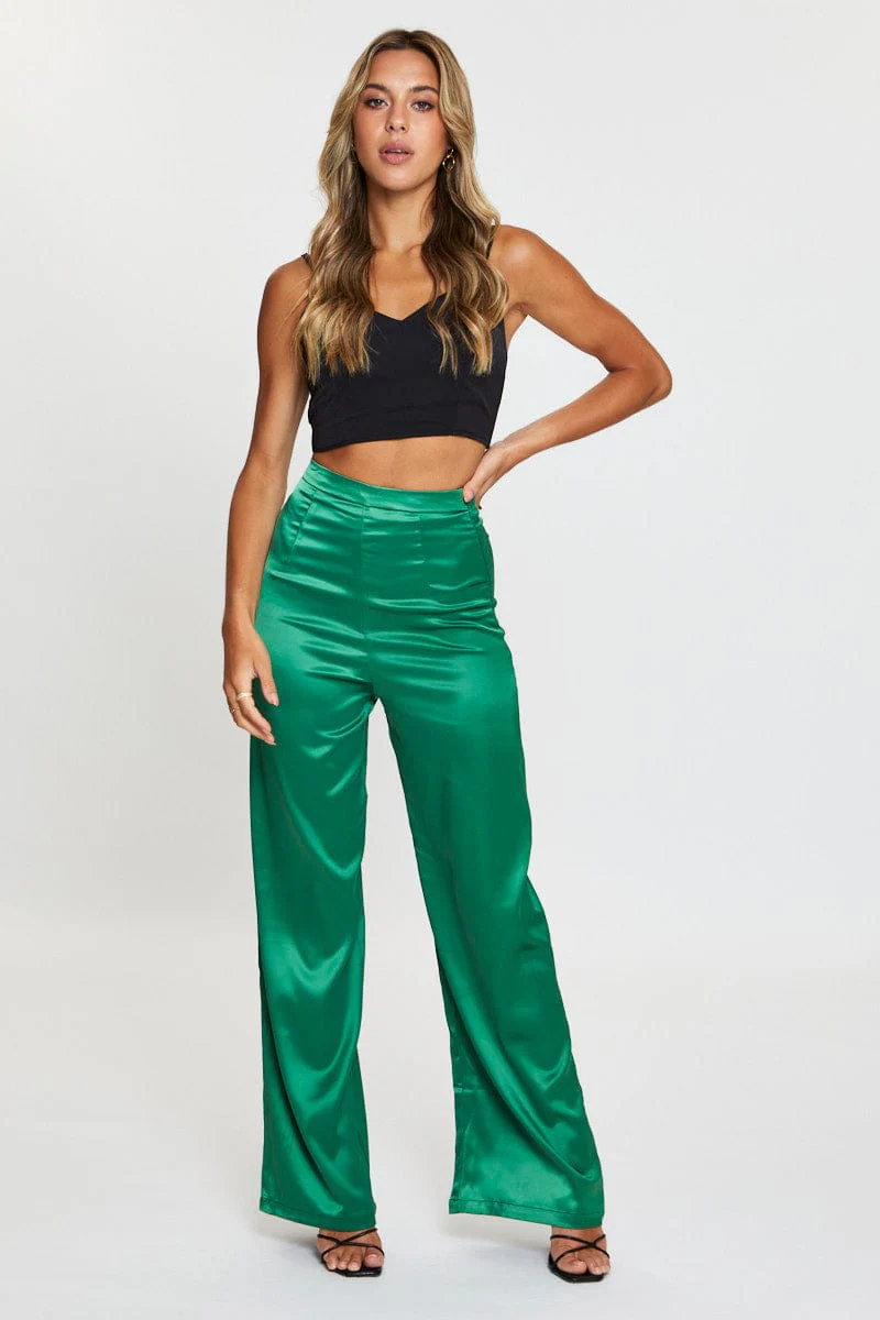 Black Crop Top Sleeveless V-Neck - Image 3