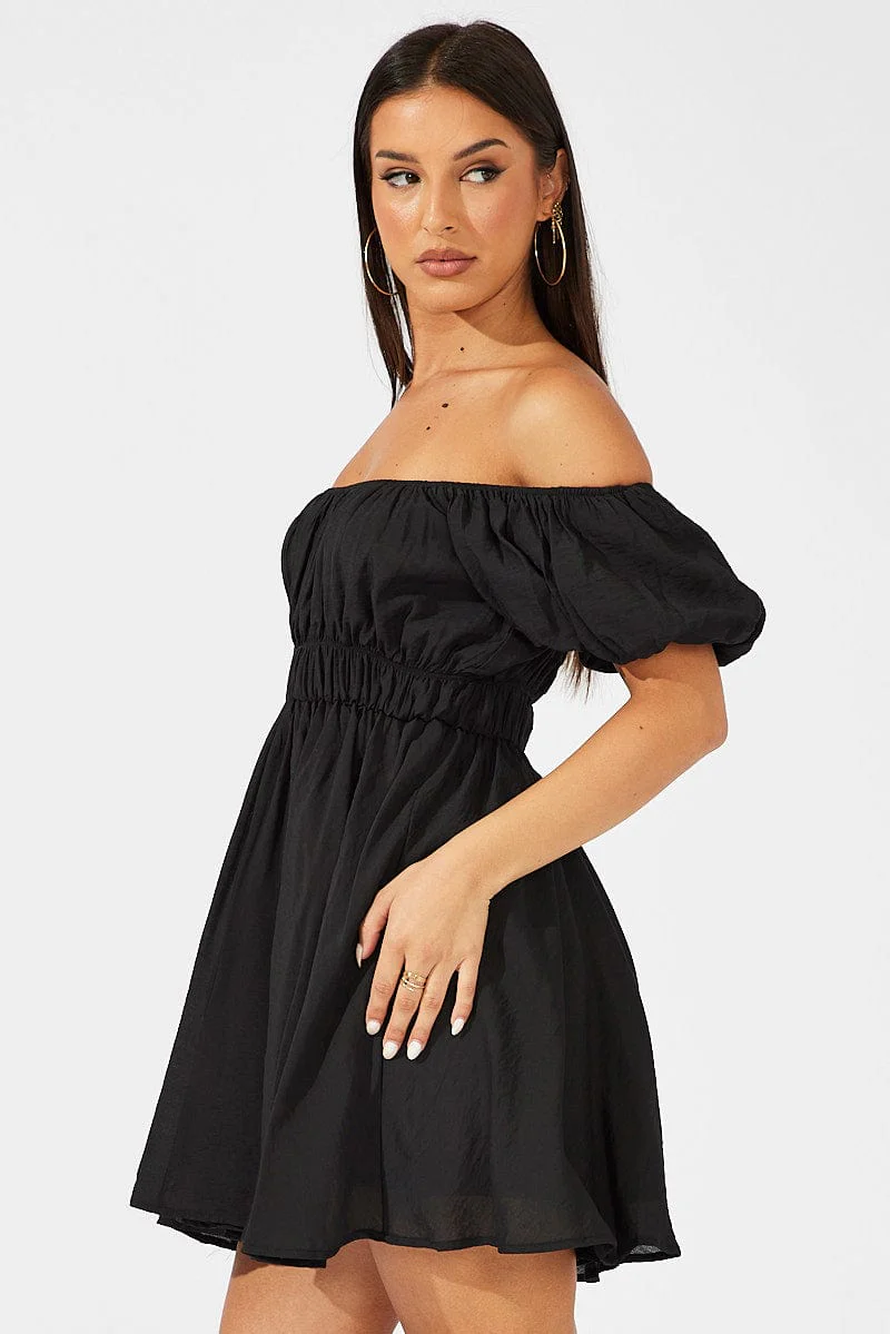 Black Fit and Flare Dress Short Sleeve Ruched - Image 4