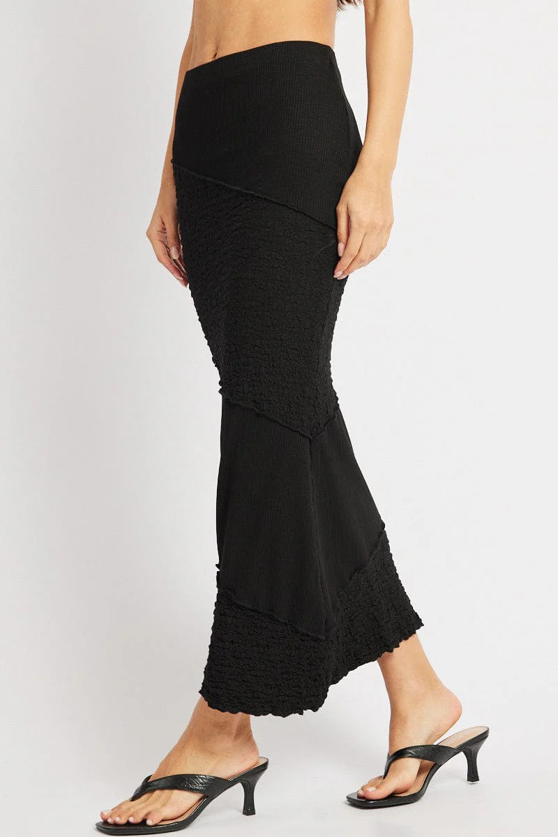 Black Midi Skirt Texture - Image 4