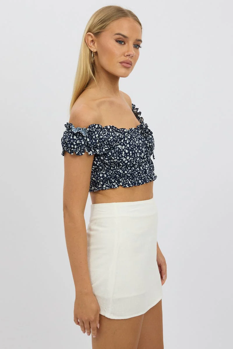 Blue Ditsy Crop Top Short Sleeve Ruched Bust - Image 4