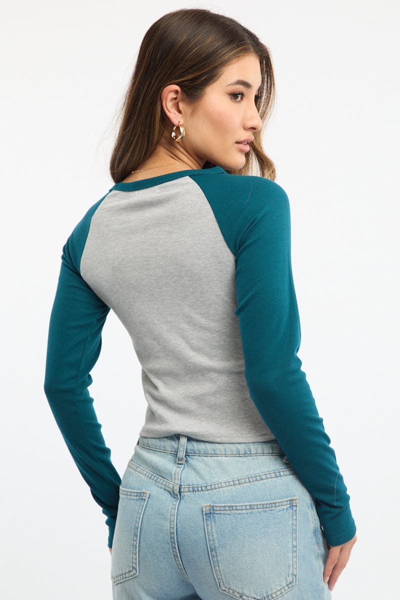 Blue Graphic Tee Long Sleeve - Image 4