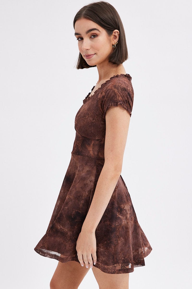 Brown Paisley Mini Dress Short Sleeve Scoop Neck Fit & Flare - Image 4