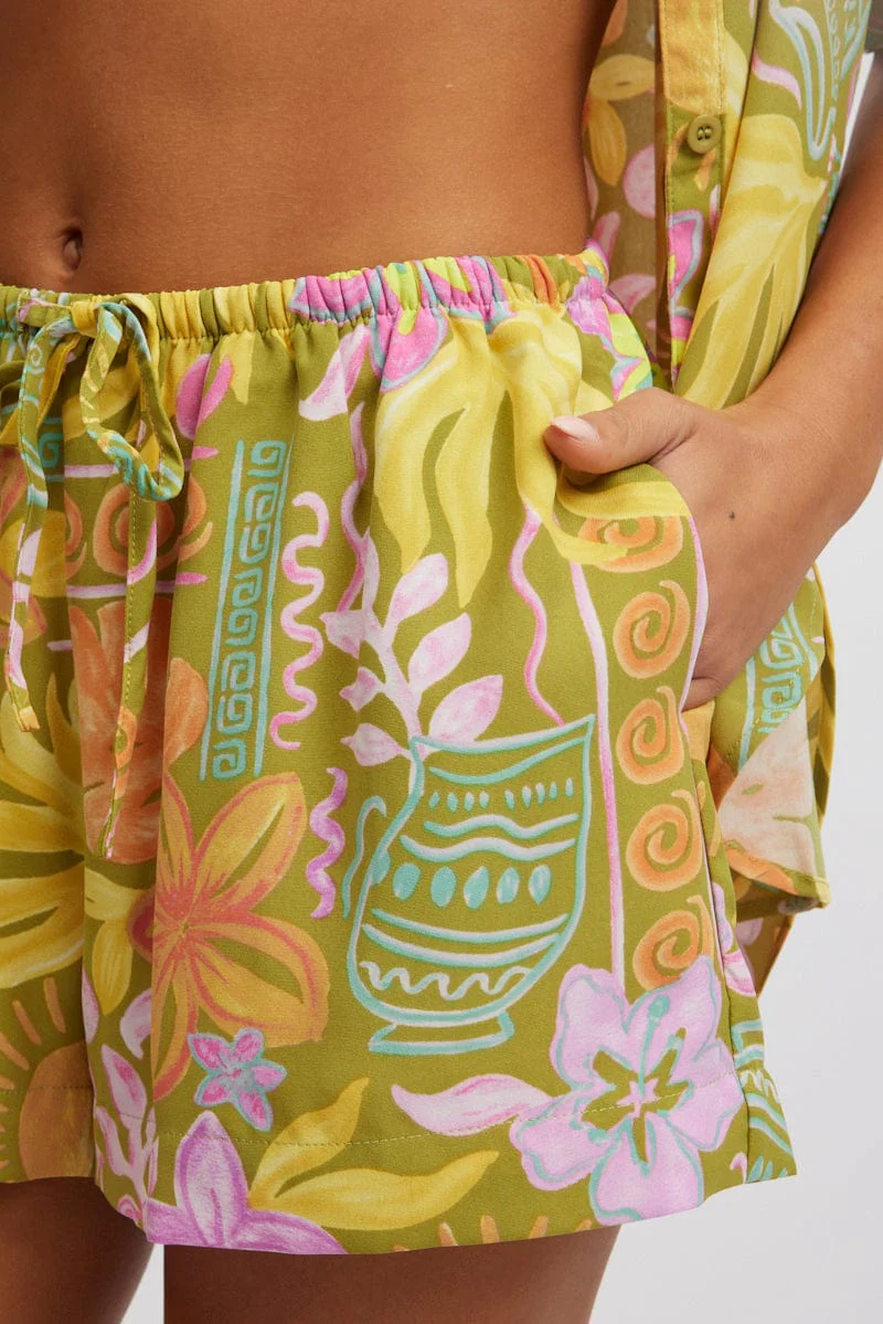 Green Abstract Shorts Mid Rise - Image 5