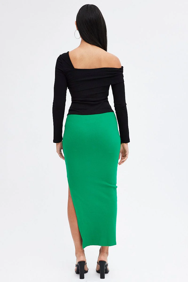Green Maxi Skirt V Detail - Image 5