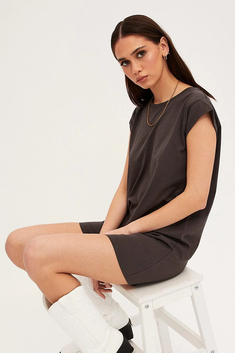 Grey T-Shirt Dress Crew Short Sleeve Graphic - Image 4