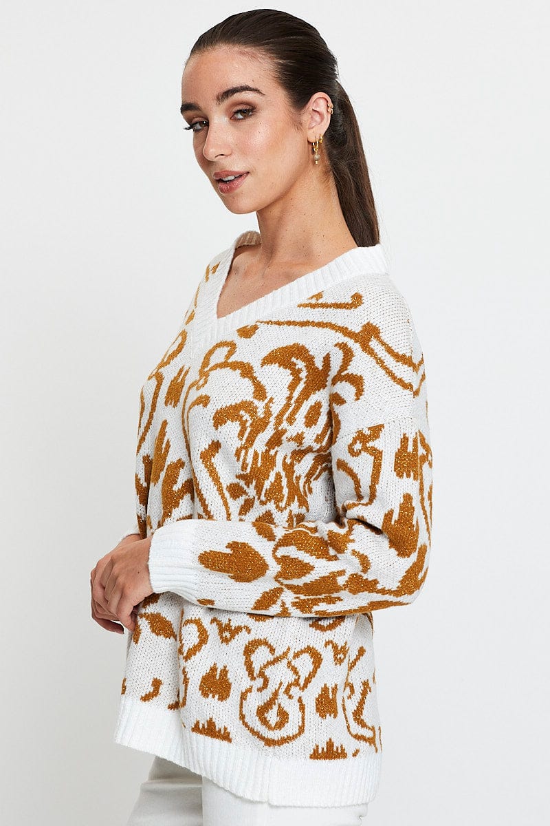 Print Knit Top Long Sleeve V-Neck - Image 4