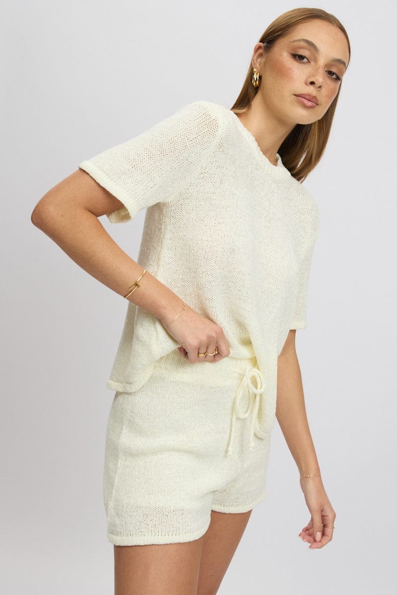 White Knit Shorts Elasticated Waist - Image 3