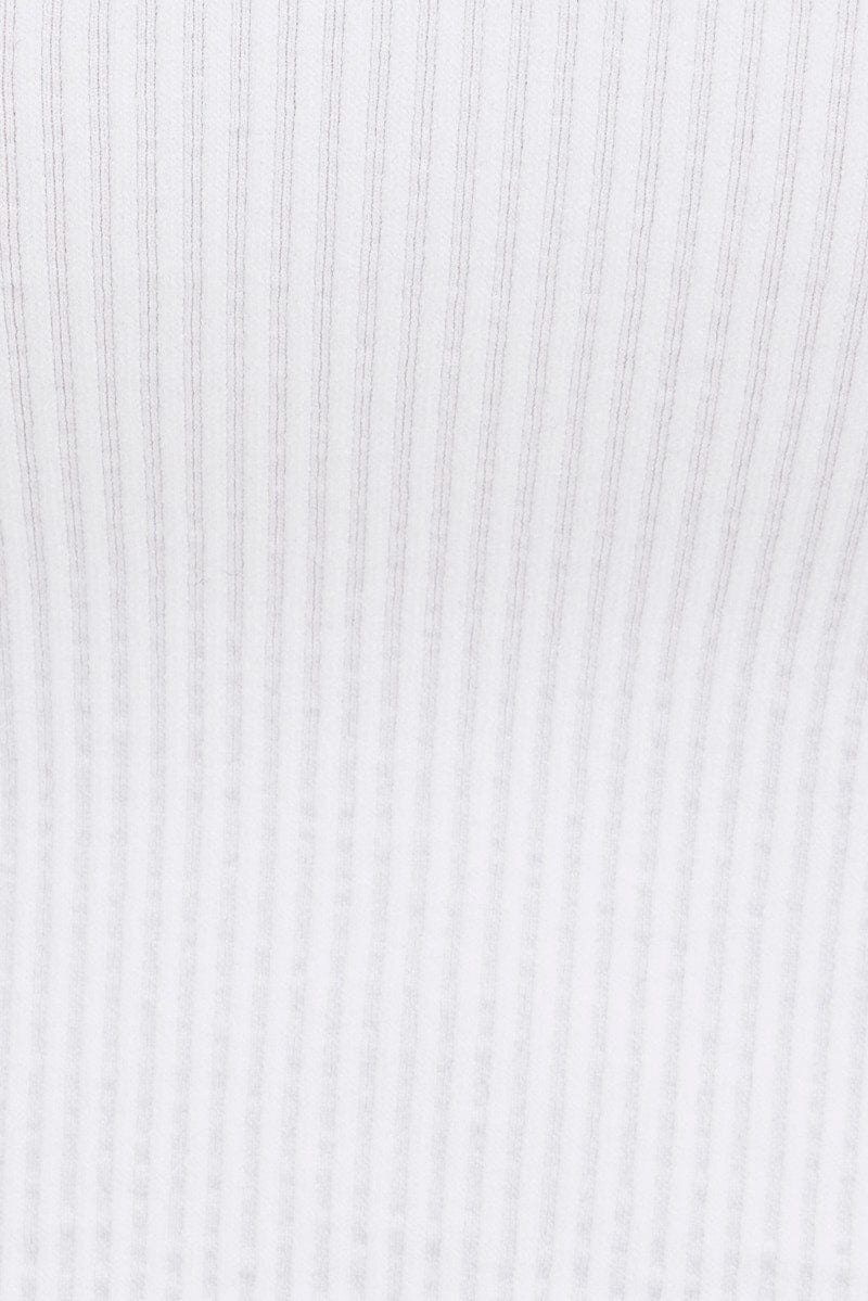 White T Shirt Short Sleeve V Neck Seamless - Image 6